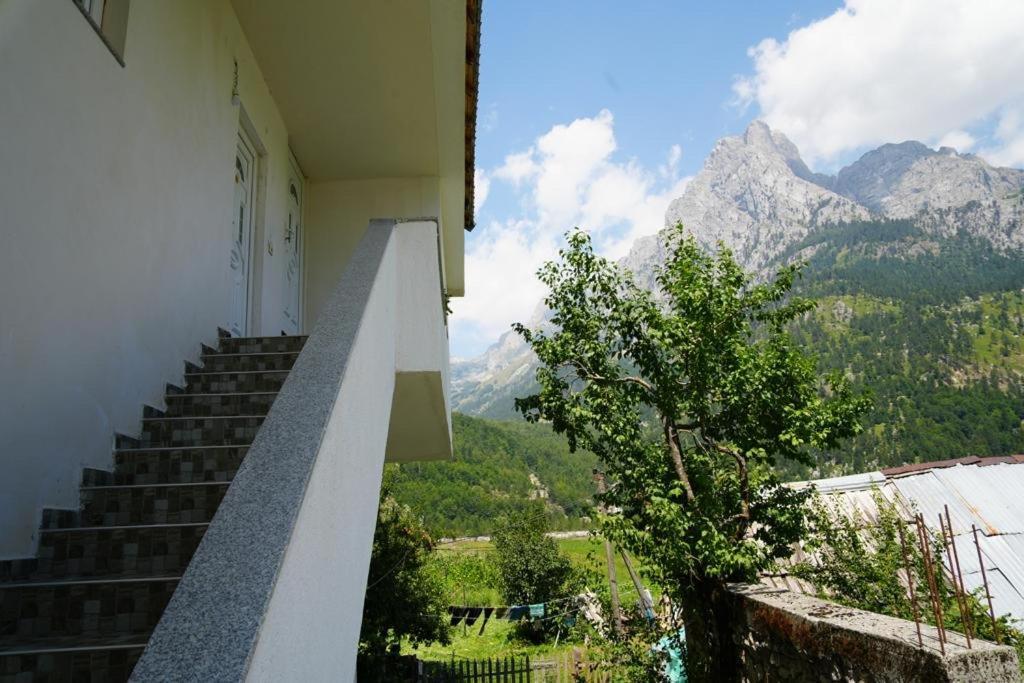 Guesthouse Skender Selimaj Valbone Exterior foto