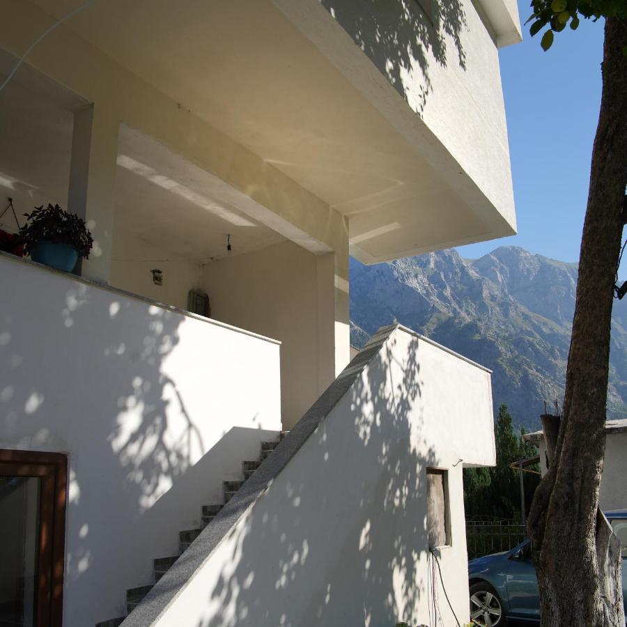 Guesthouse Skender Selimaj Valbone Exterior foto